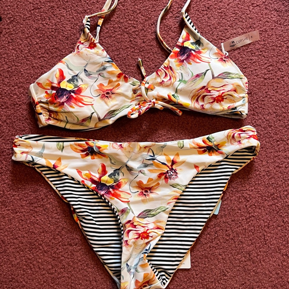 Revsersible Cupshe Bikini